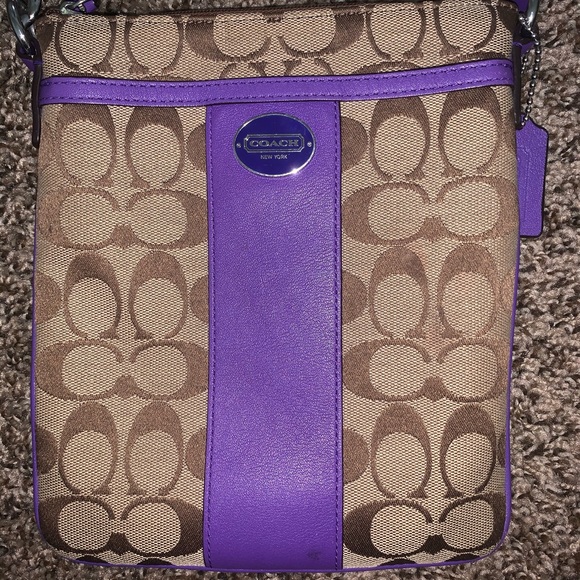 Purse - Picture 3 of 5